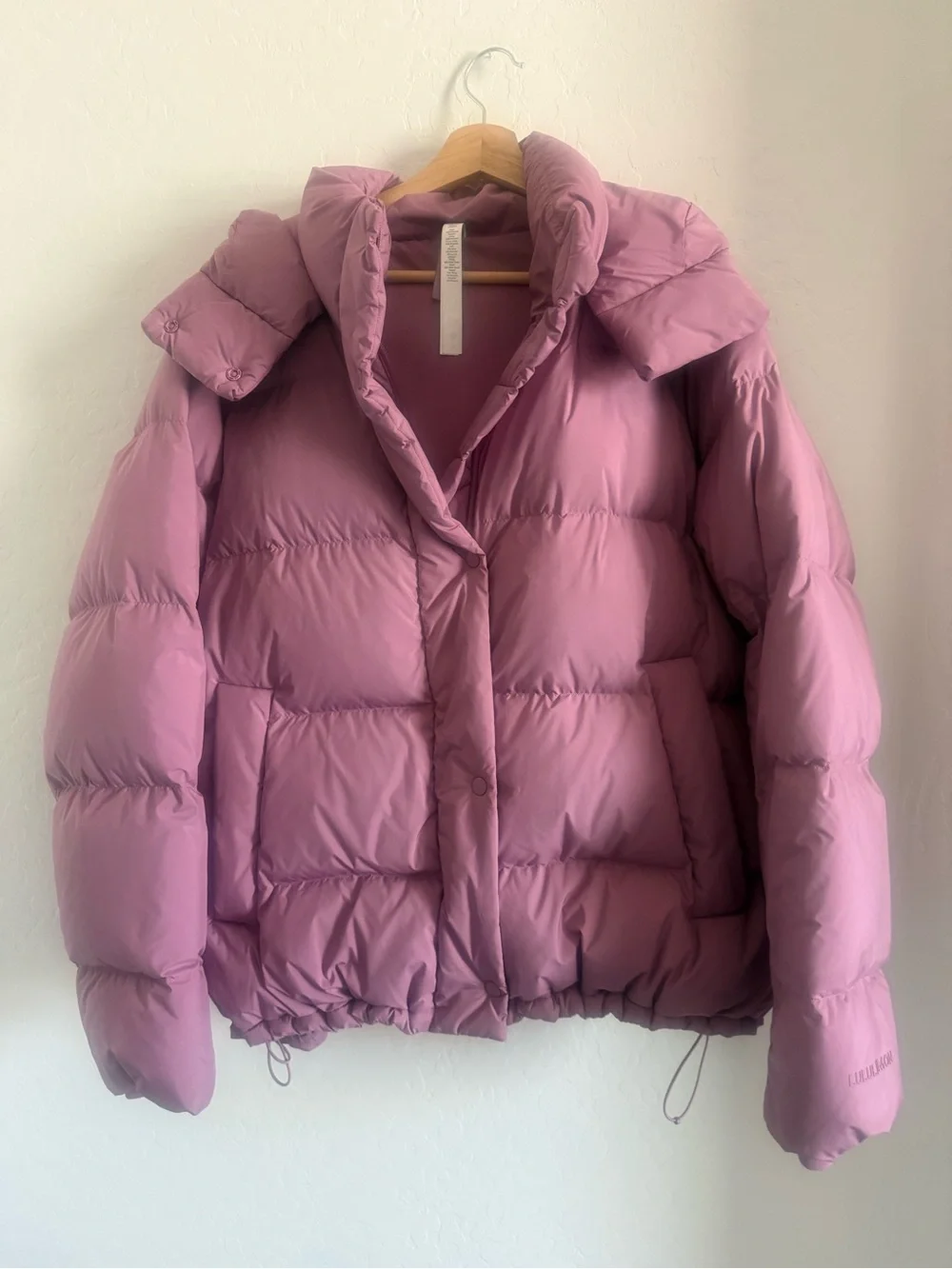 Lululemon Wonderpuff Jacket size 12